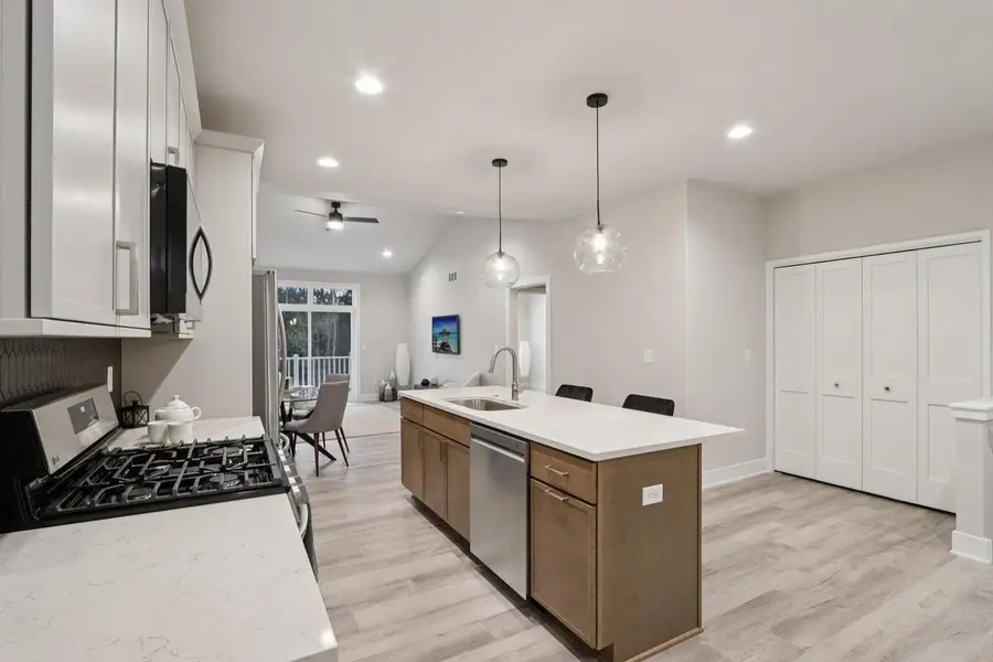 405 Falcon Ridge DRIVE #15, Burlington, WI 53105 - #3