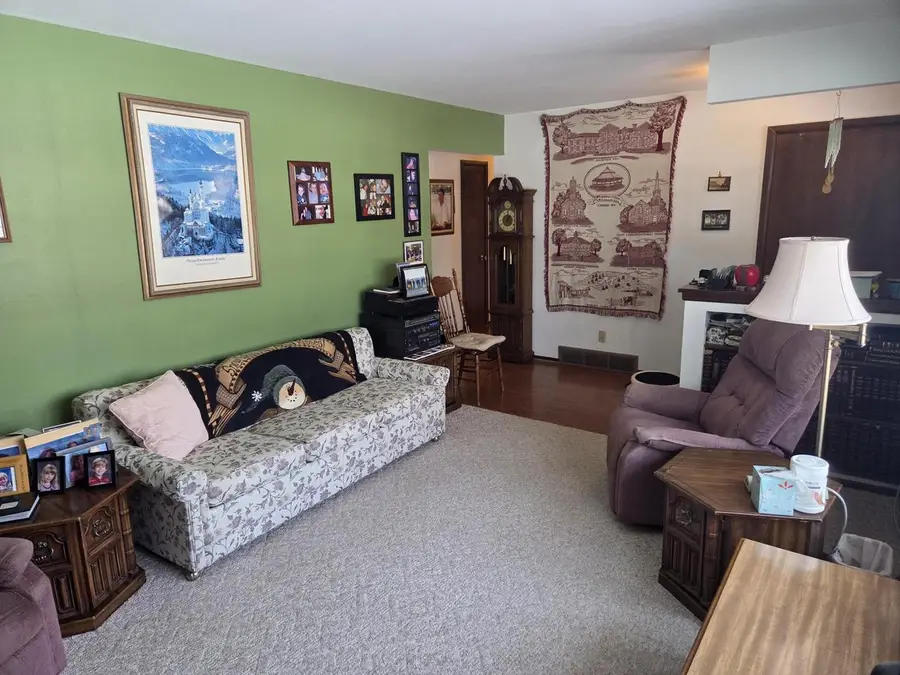 609 Madison DRIVE, Delavan, WI 53115 - #3