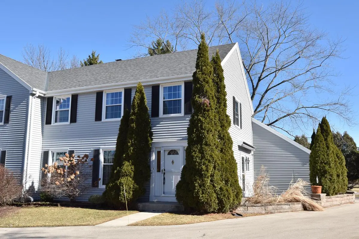 12553 N Woodberry DRIVE, Mequon, WI 53092 - #1