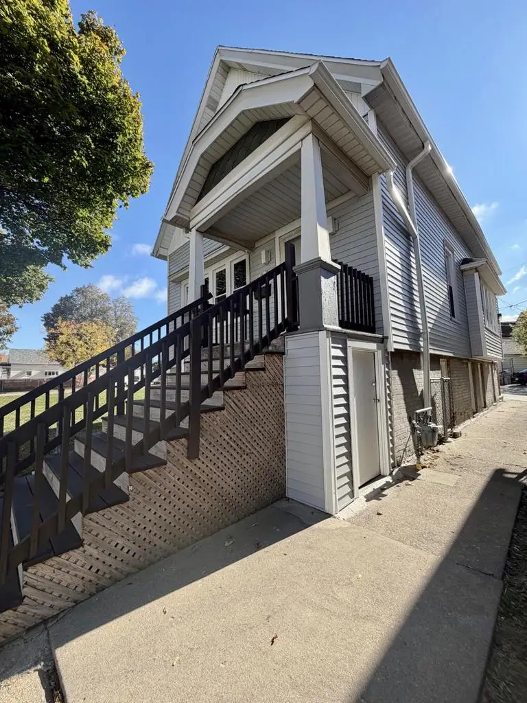 1813 Burnham STREET, Milwaukee, WI 53204 - #1