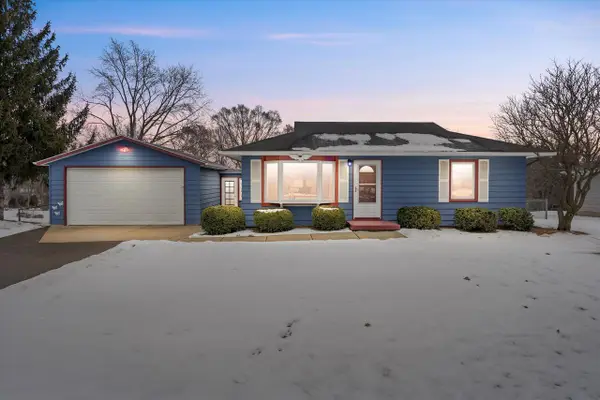 W262S3212 Ridge ROAD, Waukesha, WI 53189