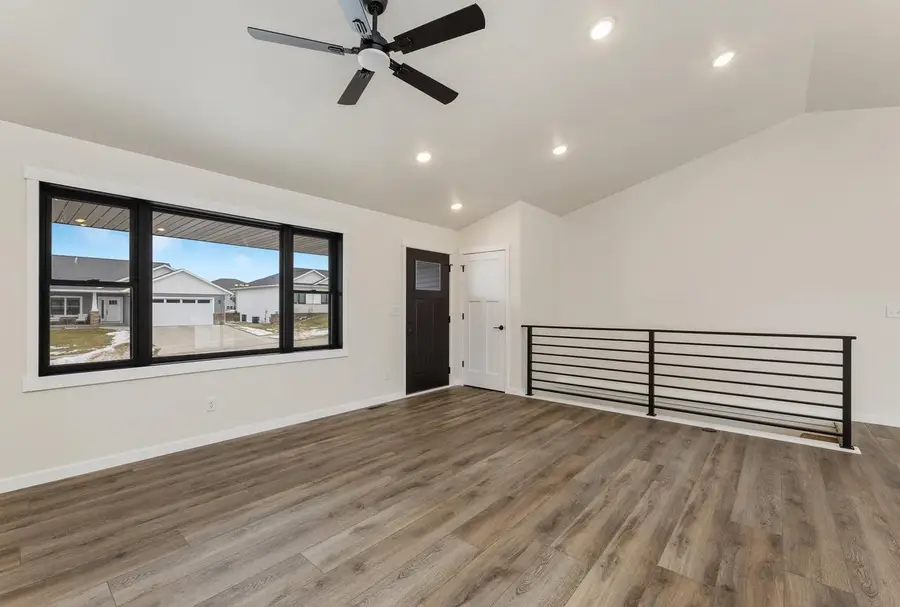 1508 Pioneer DRIVE, Holmen, WI 54636 - #3