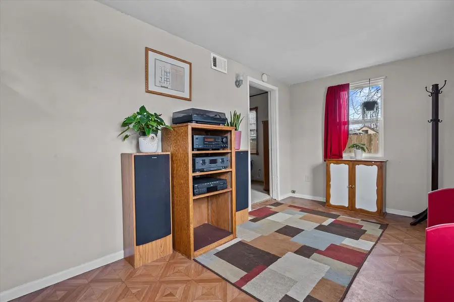 324 Douglass AVENUE, Waukesha, WI 53186 - #3