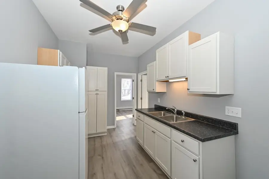 1500 S 71st STREET #1502, West Allis, WI 53214 - #3