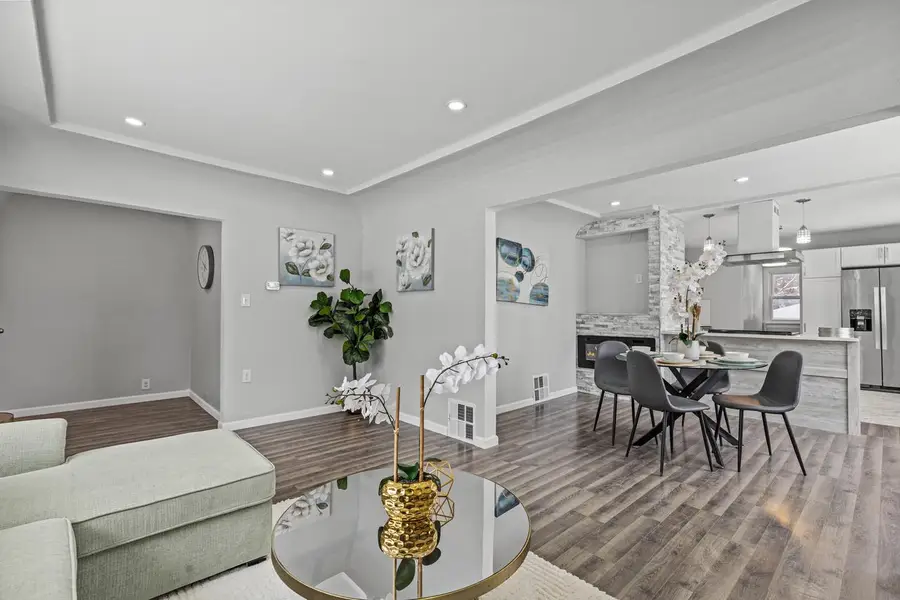 4732 N 56th STREET, Milwaukee, WI 53218 - #3