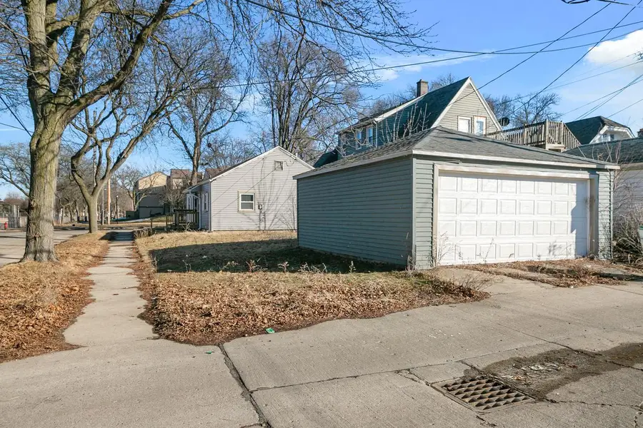 4889 N 24th STREET, Milwaukee, WI 53209 - #2