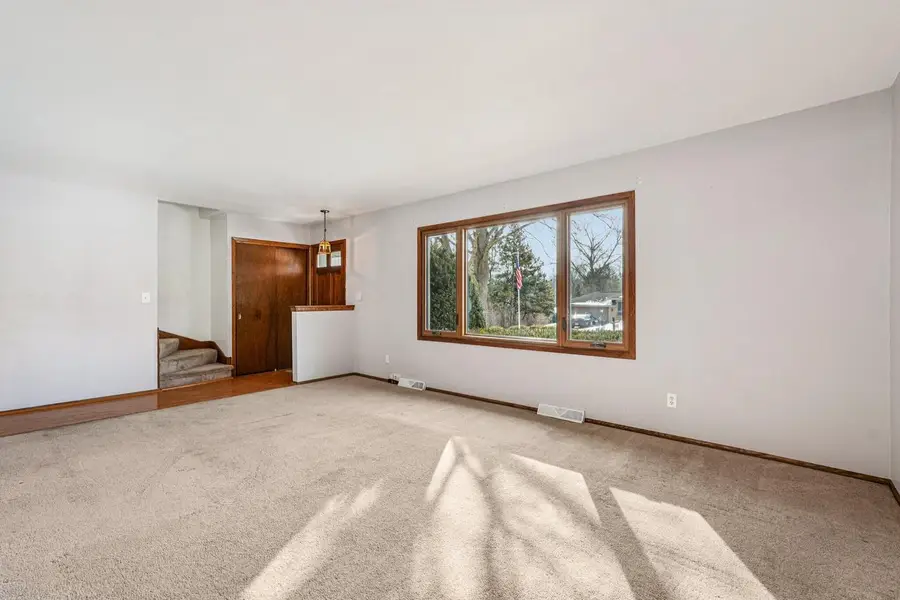 12700 W Needham DRIVE, New Berlin, WI 53151 - #3