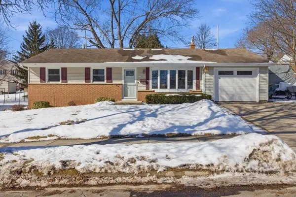 1324 N 13th AVENUE, West Bend, WI 53090