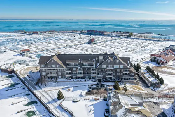 4 Gaslight DRIVE #211, Racine, WI 53403