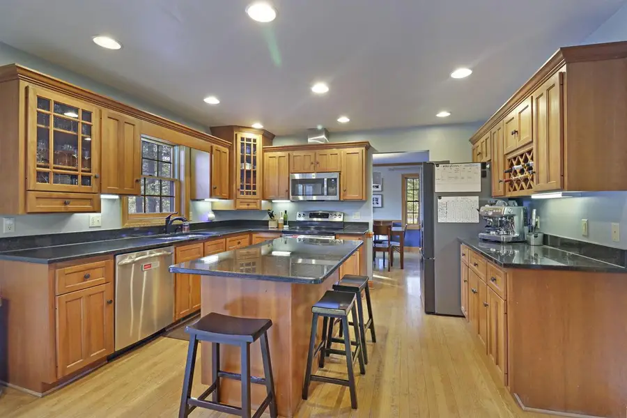 1100 Cooper Hawk DRIVE, Burlington, WI 53105 - #2