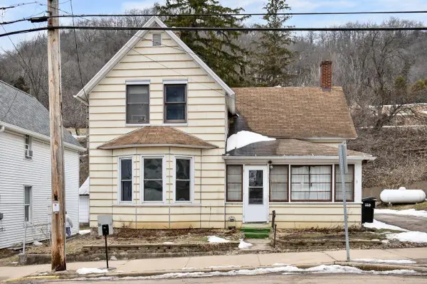 247 North STREET, Fountain City, WI 54629