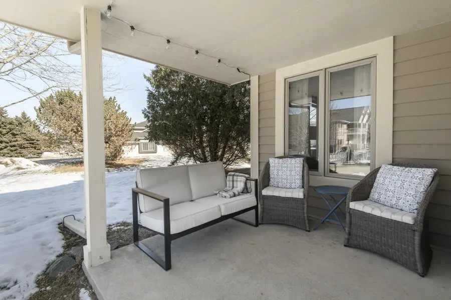 N24W24050 Brandon Oaks DRIVE #A, Pewaukee, WI 53072 - #2