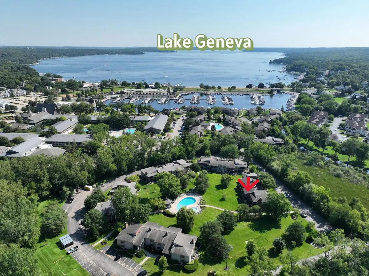 31 Abbey Villa CIRCLE #D, Fontana, WI 53125 - #1