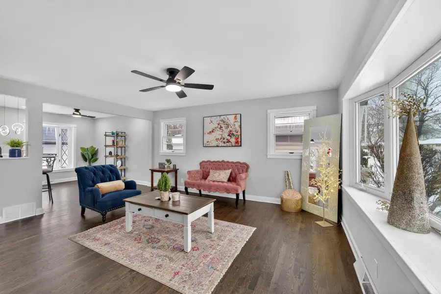 10514 W Lawn AVENUE, Milwaukee, WI 53225 - #2