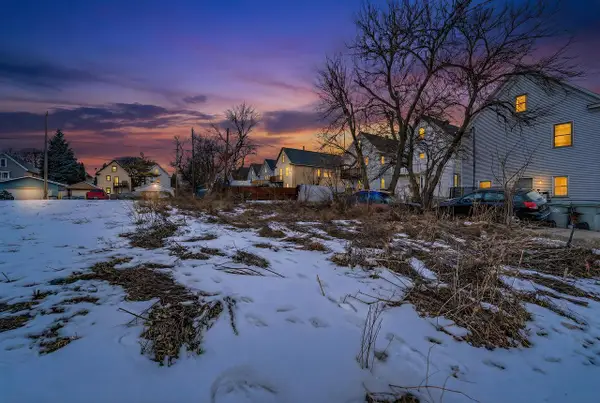 1917 S 19TH STREET, Milwaukee, WI 53204