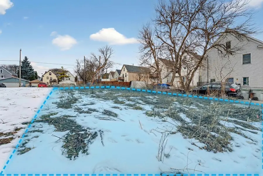 1917 S 19TH STREET, Milwaukee, WI 53204 - #2