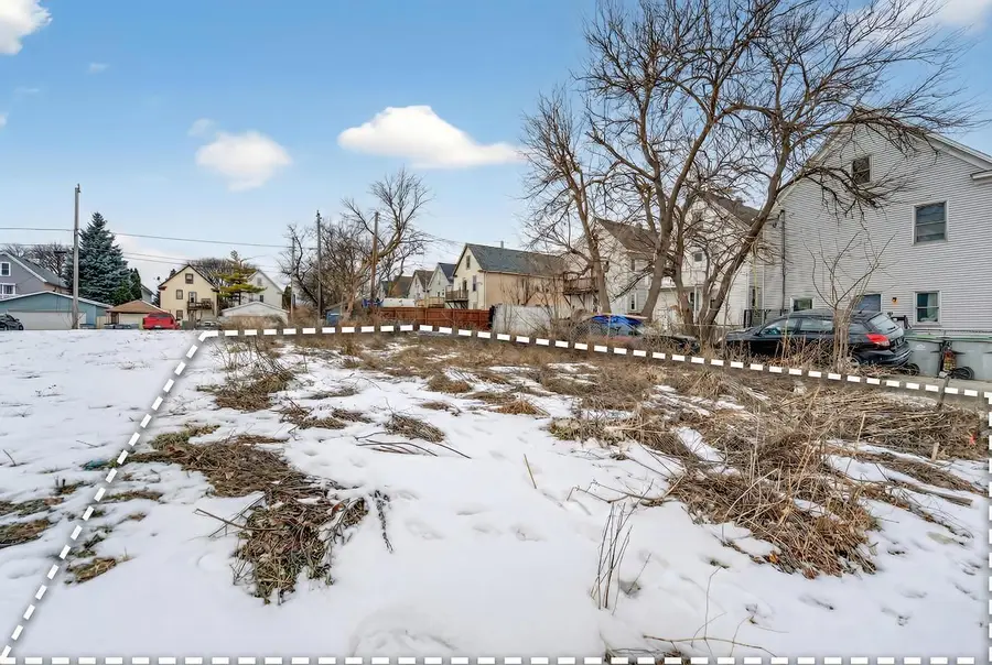 1917 S 19TH STREET, Milwaukee, WI 53204 - #3