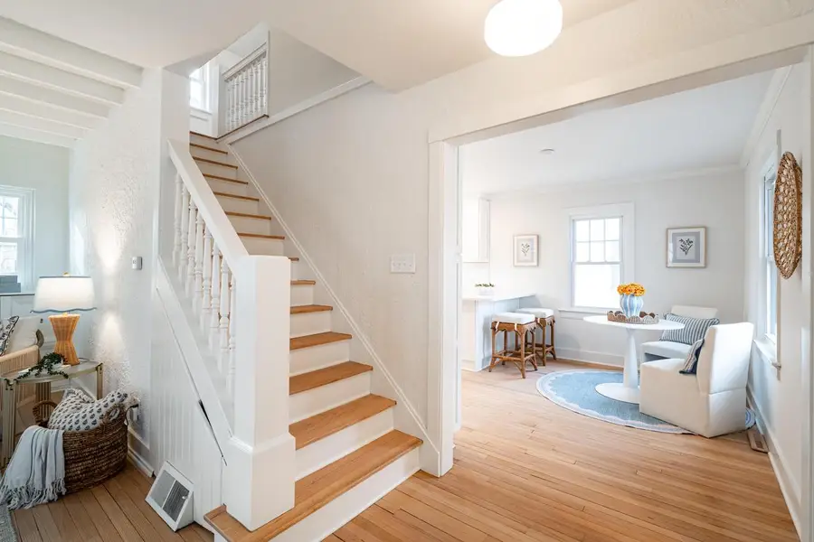 5039 N Woodruff AVENUE, Whitefish Bay, WI 53217 - #2