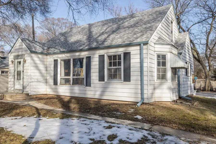 W229S8600 Big Bend DRIVE, Big Bend, WI 53103 - #3