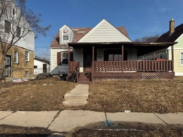 3908 W Hampton AVENUE, Milwaukee, WI 53209 - #2