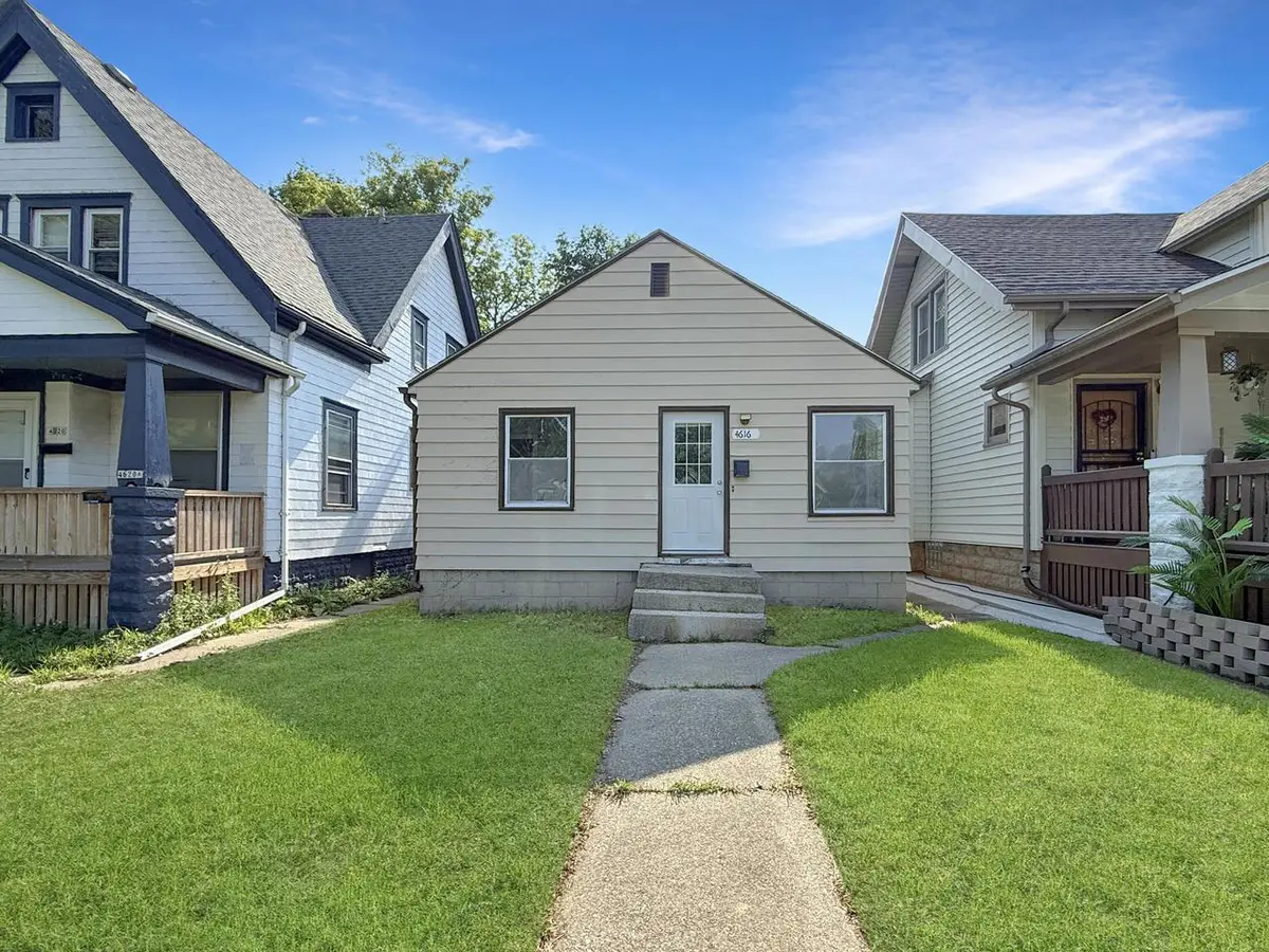 4616 N 30th STREET, Milwaukee, WI 53209 - #1