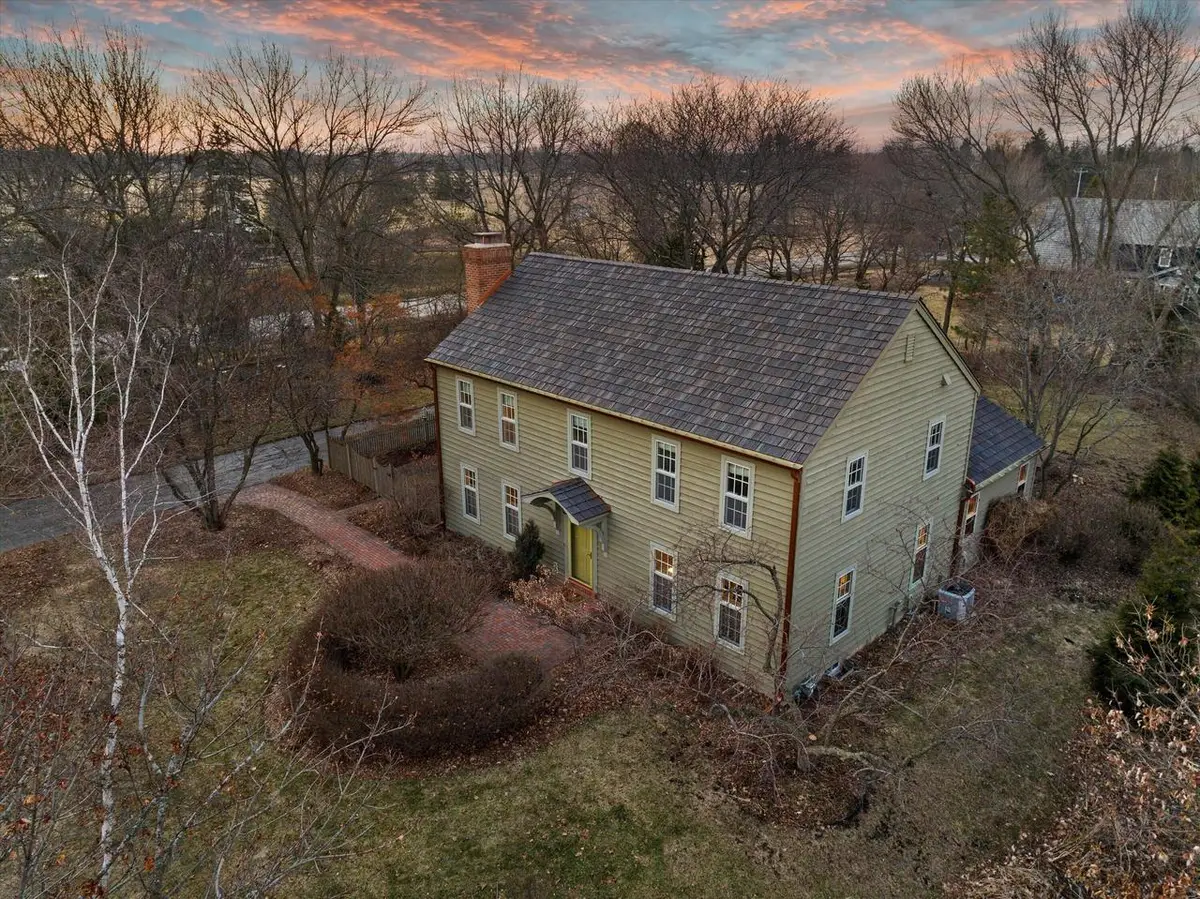 2650 W Sunnydale LANE, Mequon, WI 53092 - #1