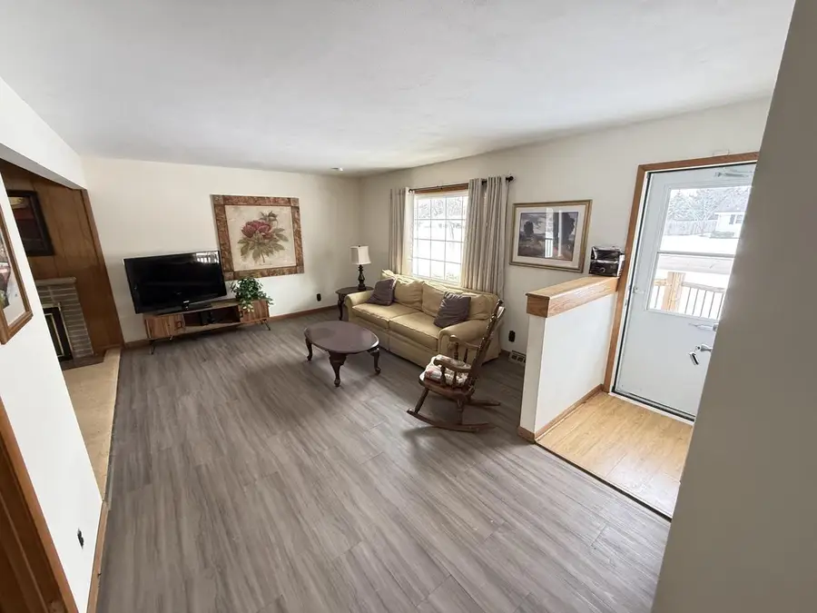 1956 Bootmaker DRIVE, Beloit, WI 53511 - #3