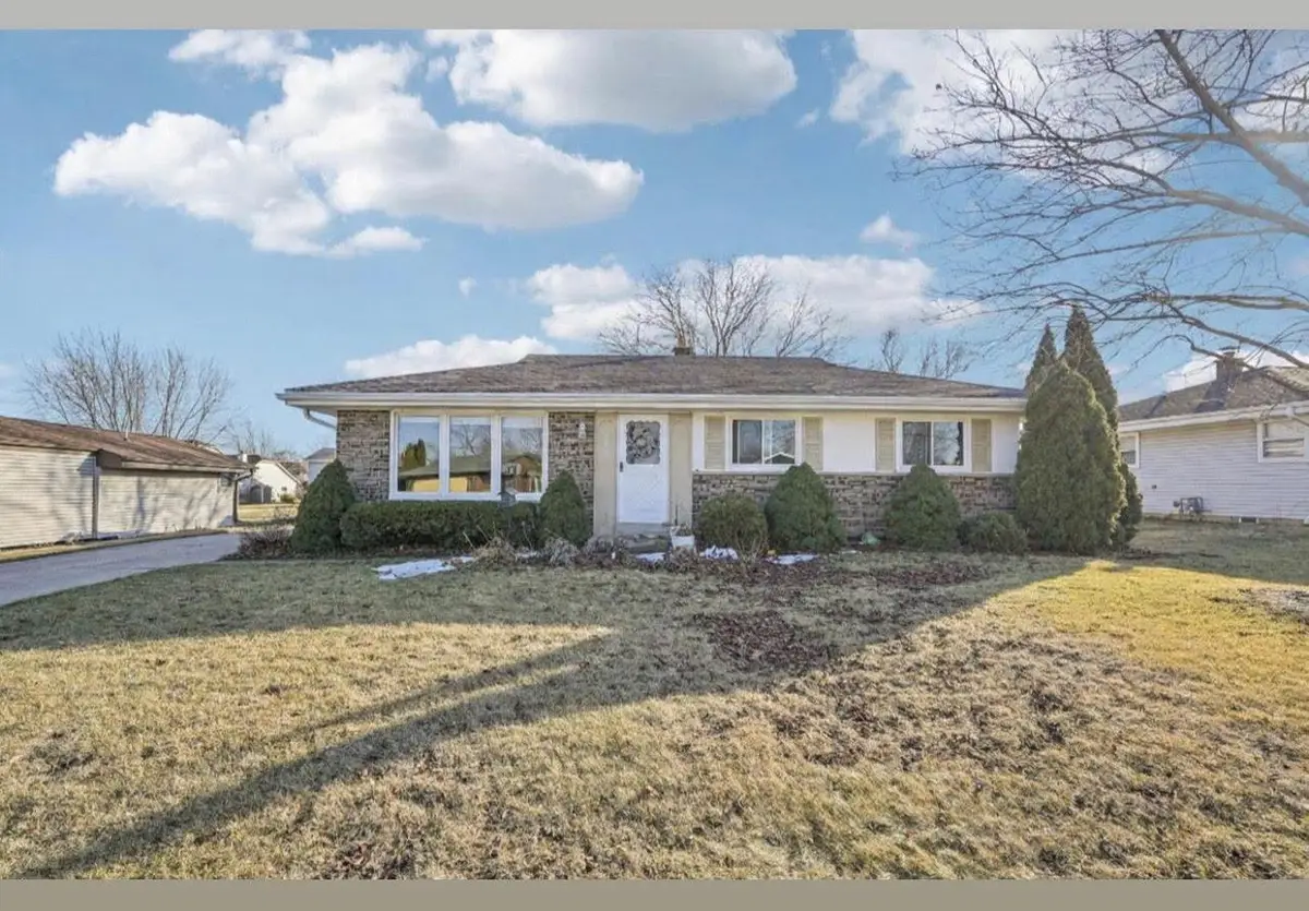 395 E OAK LANE, Oak Creek, WI 53154 - #1