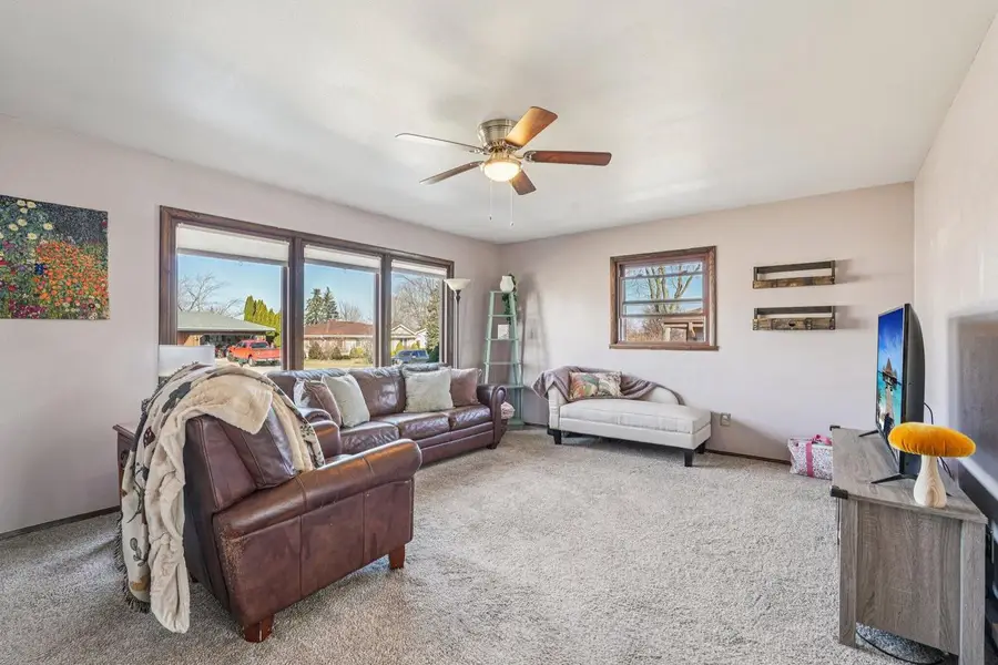 395 E OAK LANE, Oak Creek, WI 53154 - #2