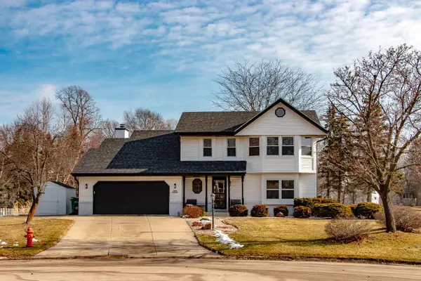 W161N10786 Creek TERRACE, Germantown, WI 53022