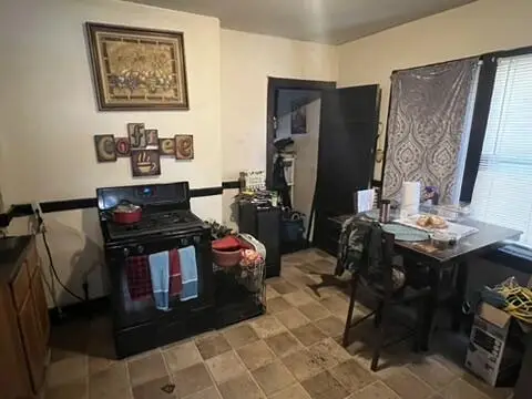 2875 N 27th STREET #2877, Milwaukee, WI 53210 - #3