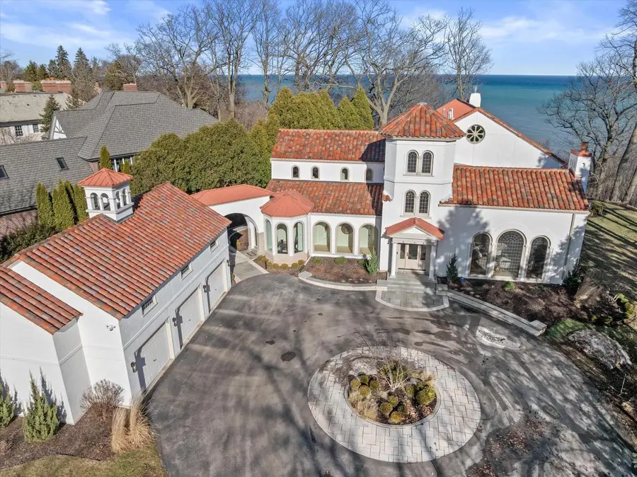 7032 N Barnett LANE, Fox Point, WI 53217 - #3