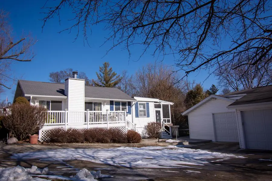 N3220 Acacia ROAD, Lake Geneva, WI 53147 - #3