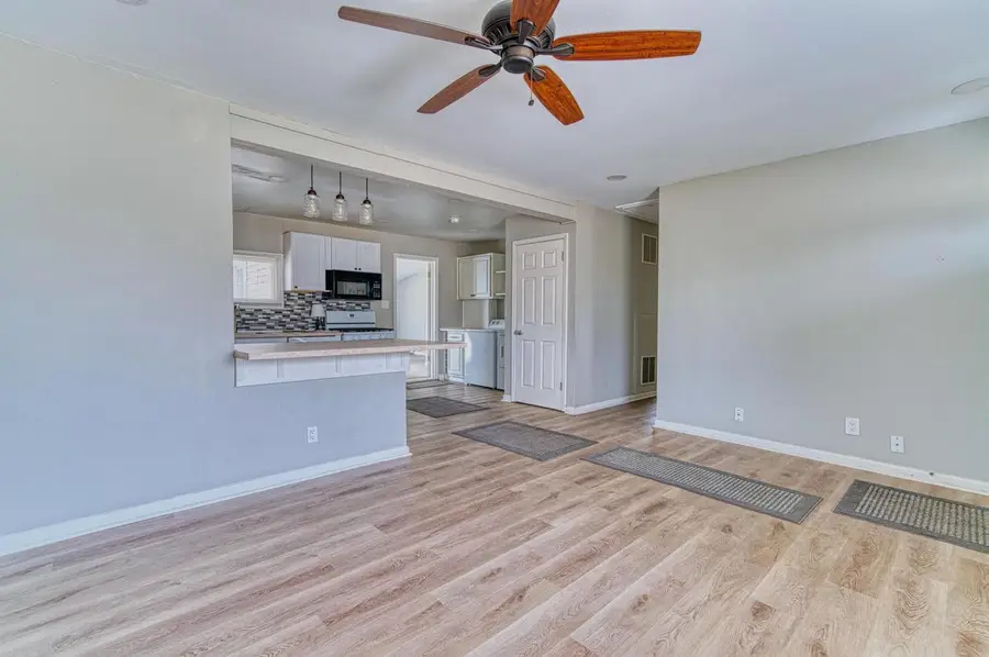 405 W Sugar LANE, Glendale, WI 53217 - #2