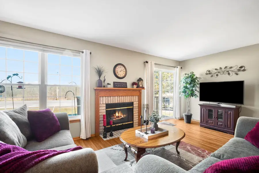 2119 E Broadway #D, Waukesha, WI 53186 - #3