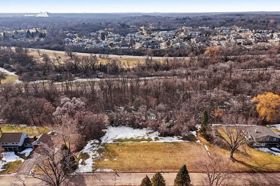 8621 W MIDLAND DRIVE, Greendale, WI 53129 - #3