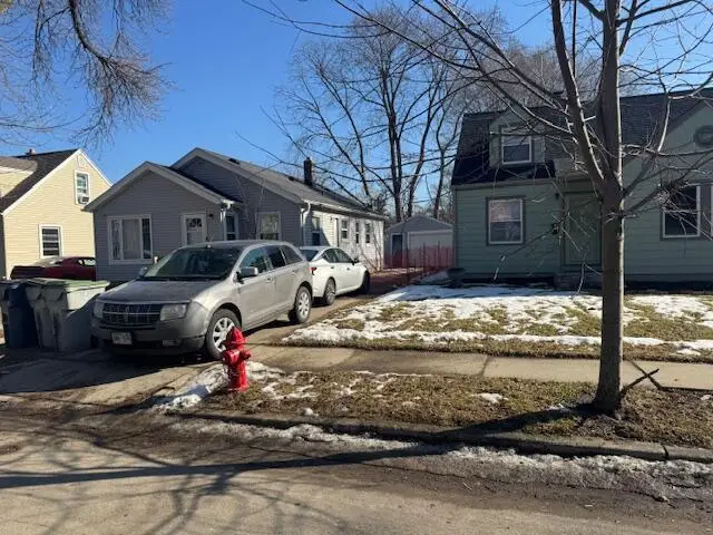 5036 N 56th STREET, Milwaukee, WI 53218 - #2