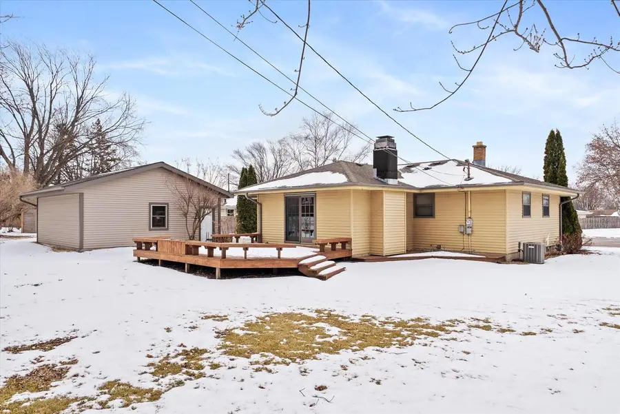 1624 Randy CIRCLE, Port Washington, WI 53074 - #2