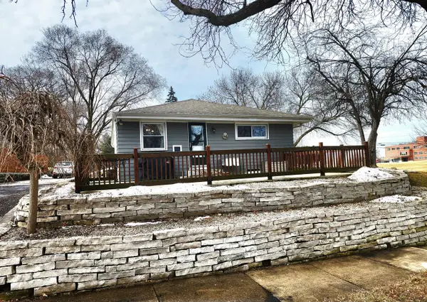 1323 Northview ROAD, Waukesha, WI 53188