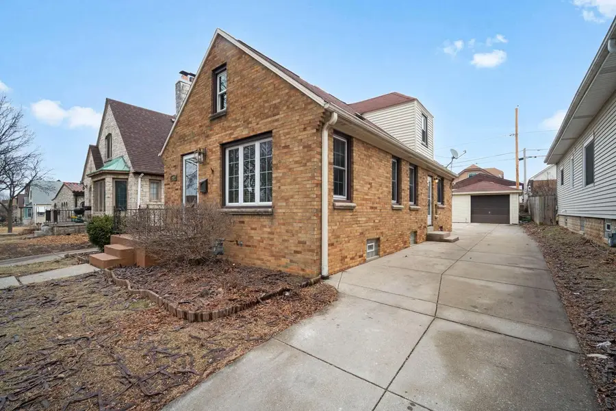 2912 S 45th STREET, Milwaukee, WI 53219 - #2