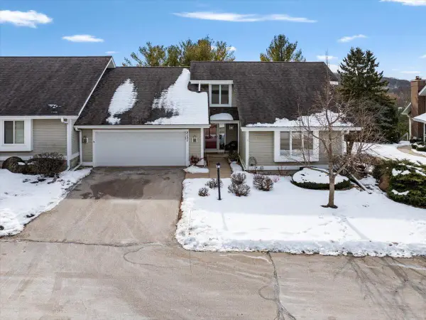 3131 Madison STREET, Waukesha, WI 53188