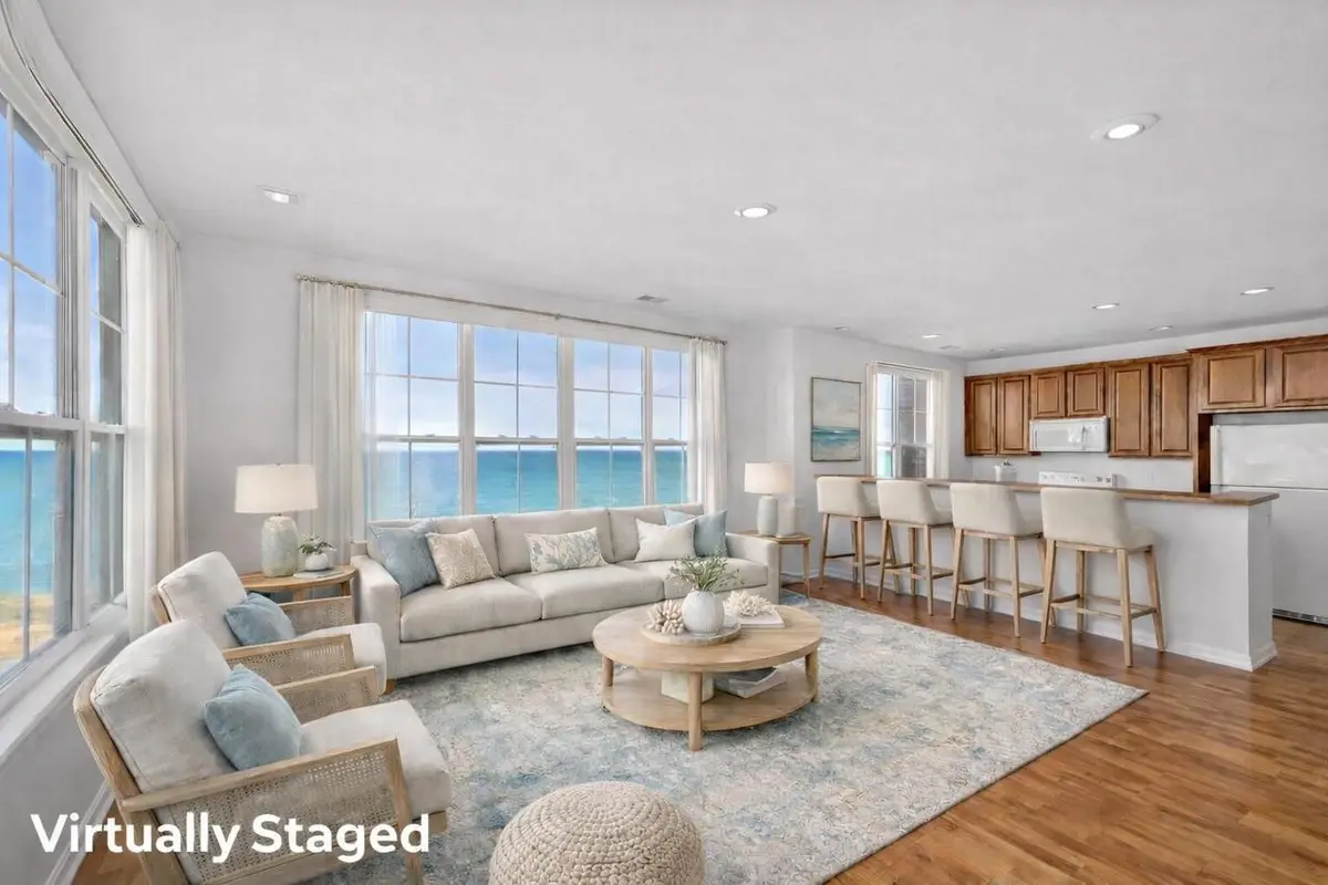 3872 S Lake DRIVE #209, Saint Francis, WI 53235 - #1