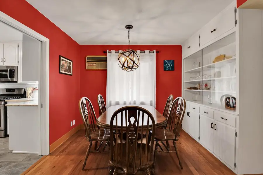 10615 W Woodward AVENUE, Wauwatosa, WI 53222 - #3