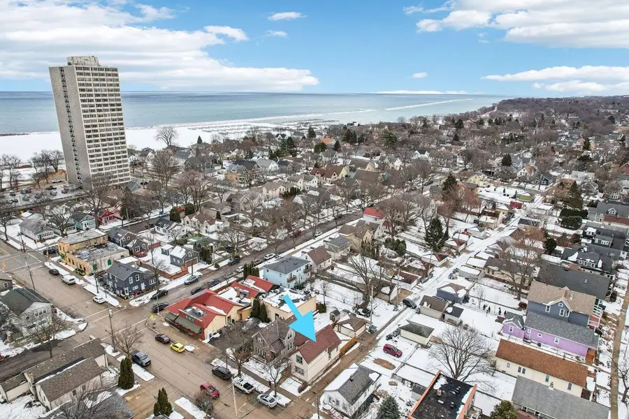 1425 E Russell AVENUE, Milwaukee, WI 53207 - #2