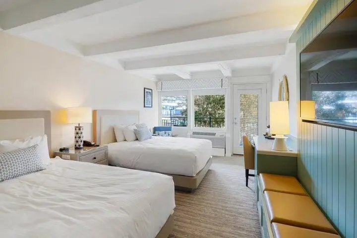 269 Fontana BOULEVARD #2674, Fontana, WI 53125 - #2