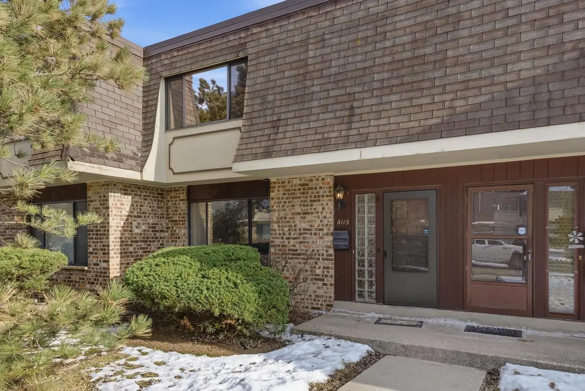 6113 W Calumet ROAD, Milwaukee, WI 53223 - #1