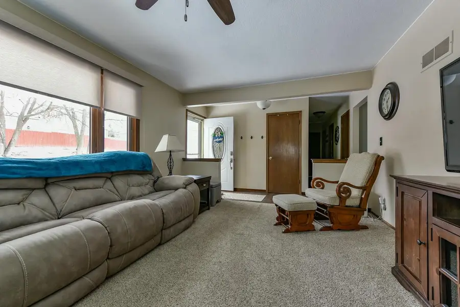 1370 S 122nd STREET, West Allis, WI 53214 - #3