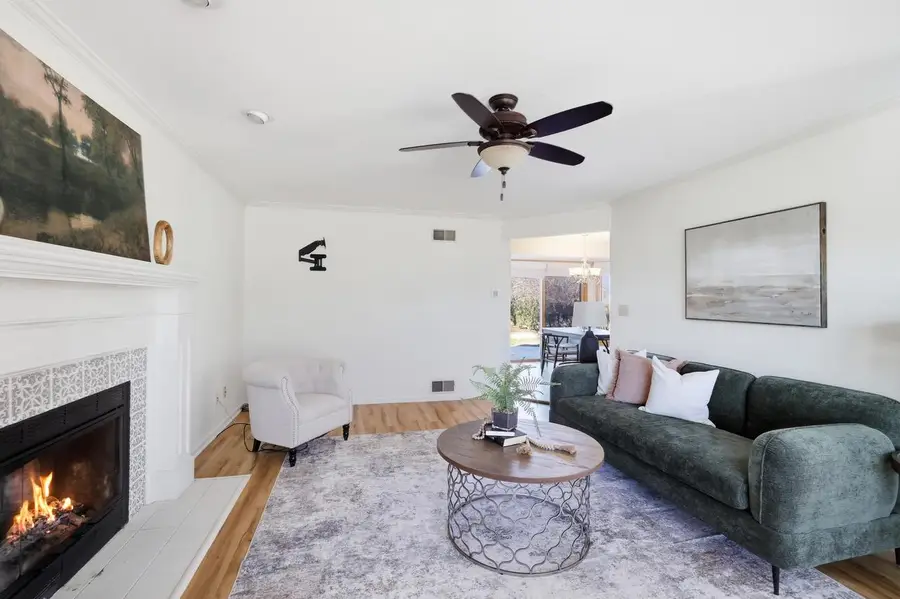 858 Laureate DRIVE, Pewaukee, WI 53072 - #3