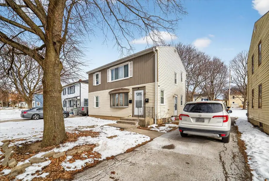 3622 S 23rd STREET, Milwaukee, WI 53221 - #3