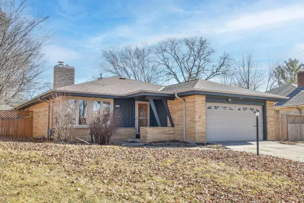 3182 N 96th STREET, Milwaukee, WI 53222